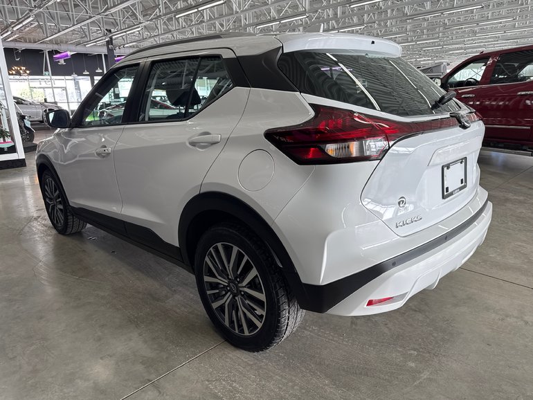 2025 Nissan Kicks Play