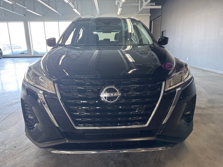 2025 Nissan Kicks Play
