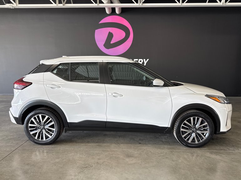 2025 Nissan Kicks Play