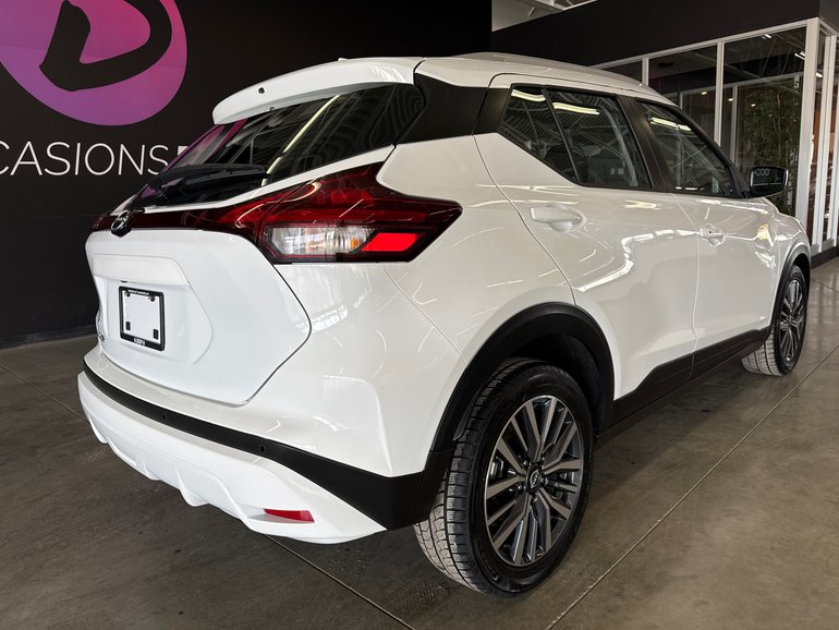 2025 Nissan Kicks Play