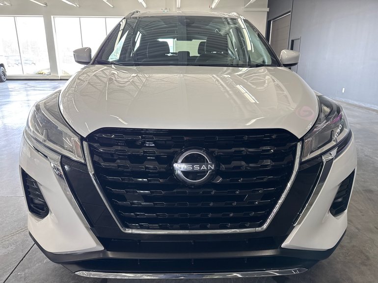 2025 Nissan Kicks Play