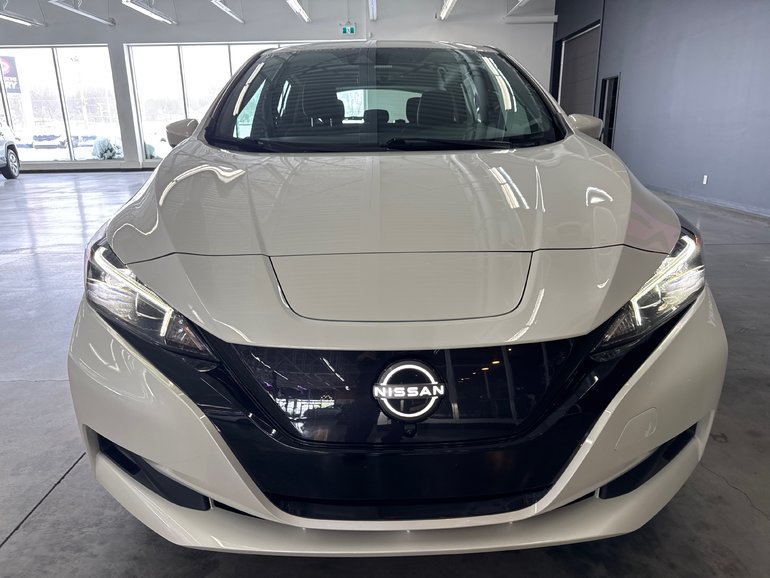 2023 Nissan LEAF