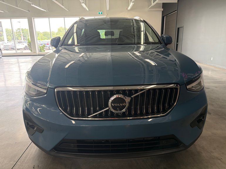 2024 Volvo XC40