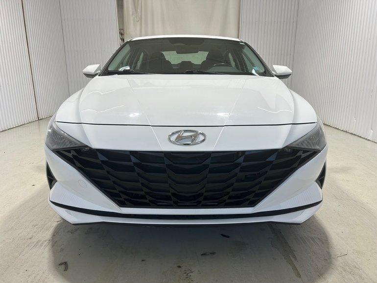 2022 Hyundai Elantra Hybrid