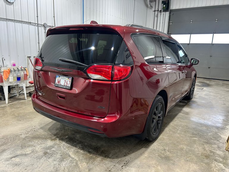 2020 Chrysler PACIFICA