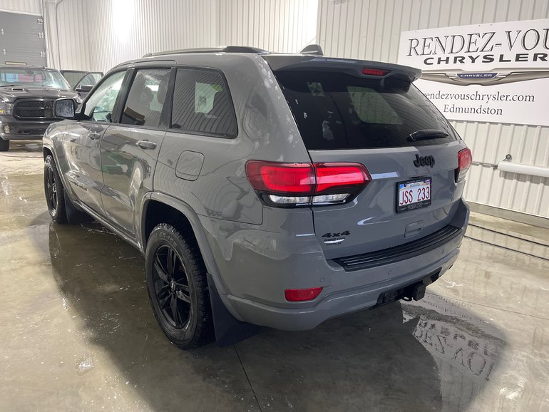 2019 Jeep GRAND CHEROKEE LAREDO/ALT