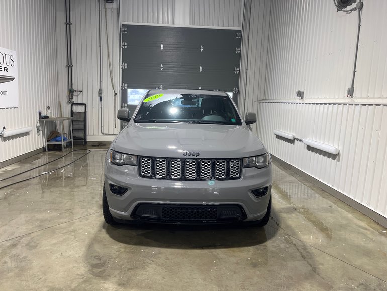 2019 Jeep GRAND CHEROKEE LAREDO/ALT