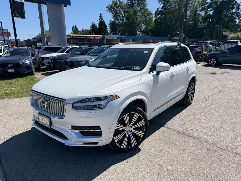 2025 Volvo XC90 Plug-In Hybrid