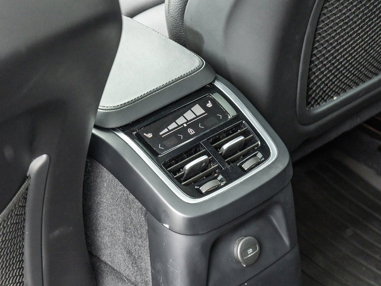 2024 Volvo XC90 Recharge