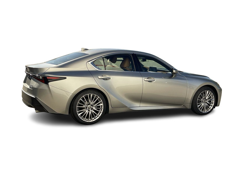 2021 Lexus IS