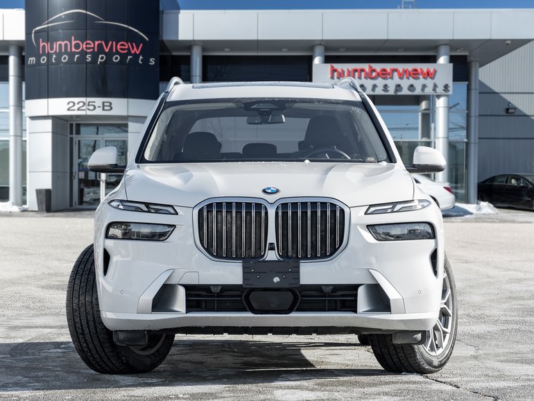2023 BMW X7