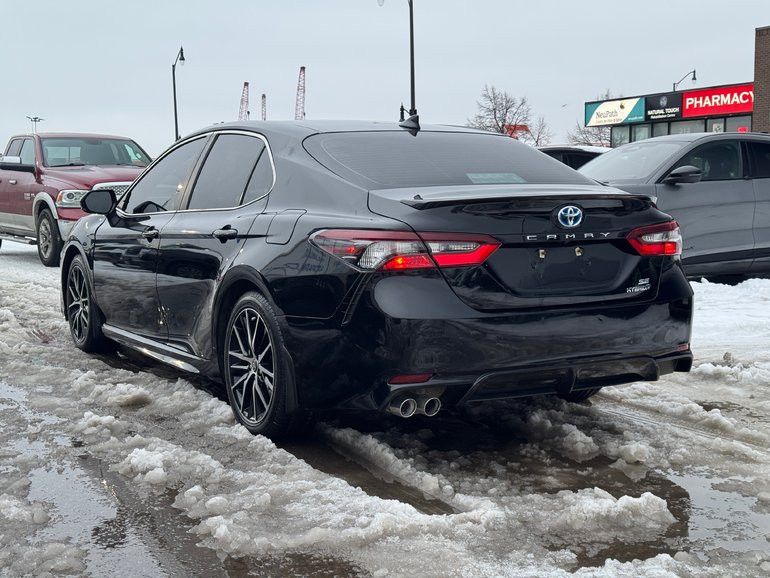 2022 Toyota Camry Hybrid