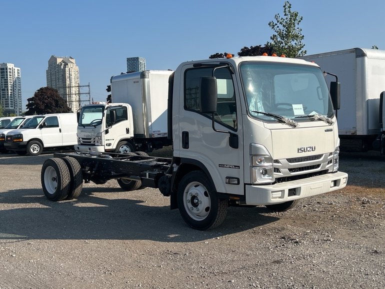 2024 Isuzu NPR Gas