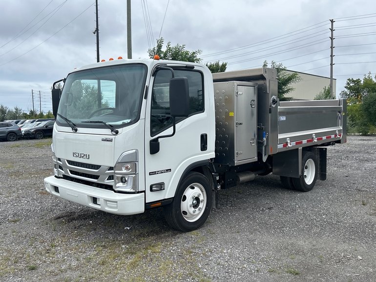 2024 Isuzu NPR Gas