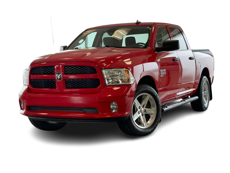 2022 Ram RAM 1500 Classic Crew Cab 4x4 (DS) SLT (140.5 WB 5'7 Box) SWB