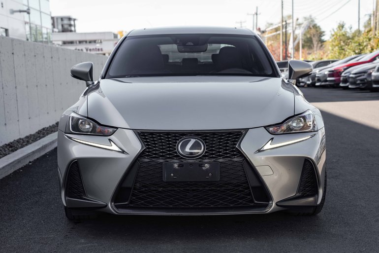 2018 Lexus IS