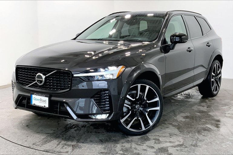 2025 Volvo XC60 B5 AWD Ultra Dark Theme