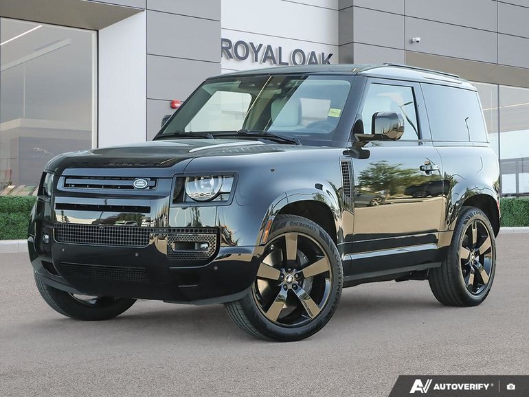 2025  Defender 90 X-Dynamic SE