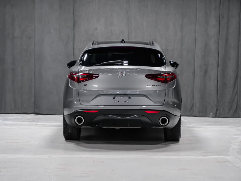 2021 Alfa Romeo Stelvio