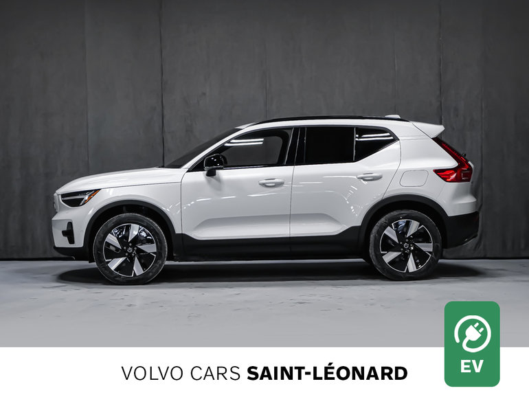 2025 Volvo EX40