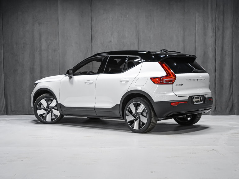 2026 Volvo EX40