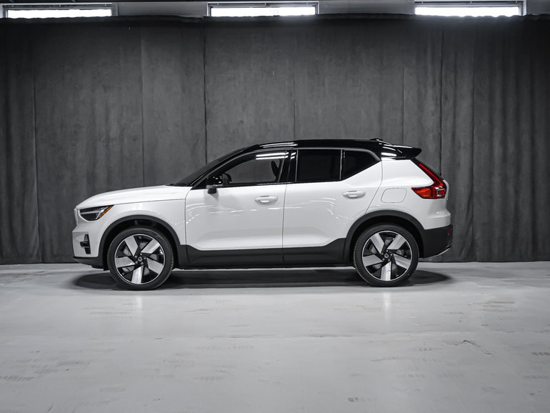 2026 Volvo EX40