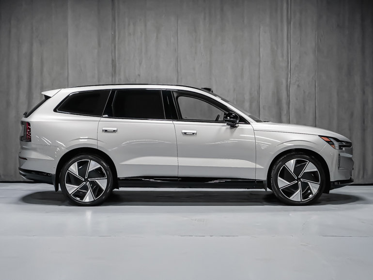 2025 Volvo EX90