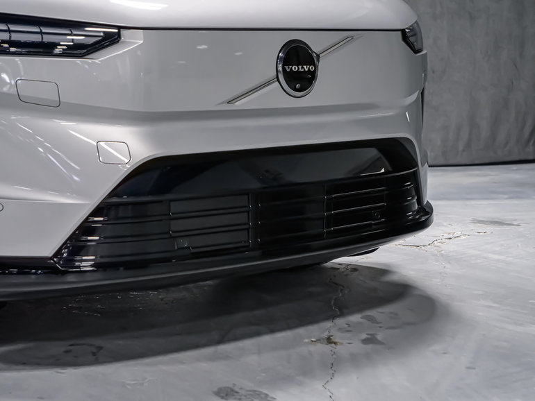 2025 Volvo EX90