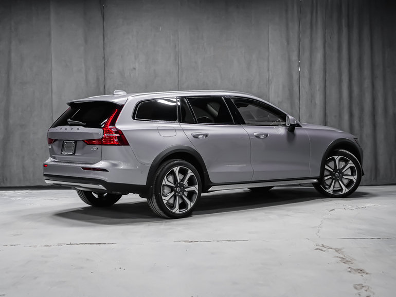 2026 Volvo V60 Cross Country