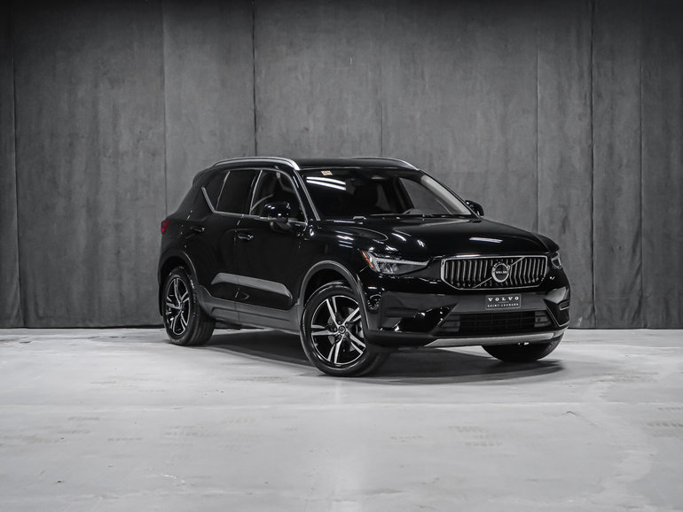 2025 Volvo XC40