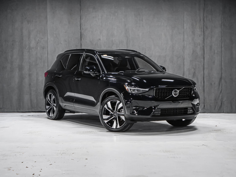 2025 Volvo XC40