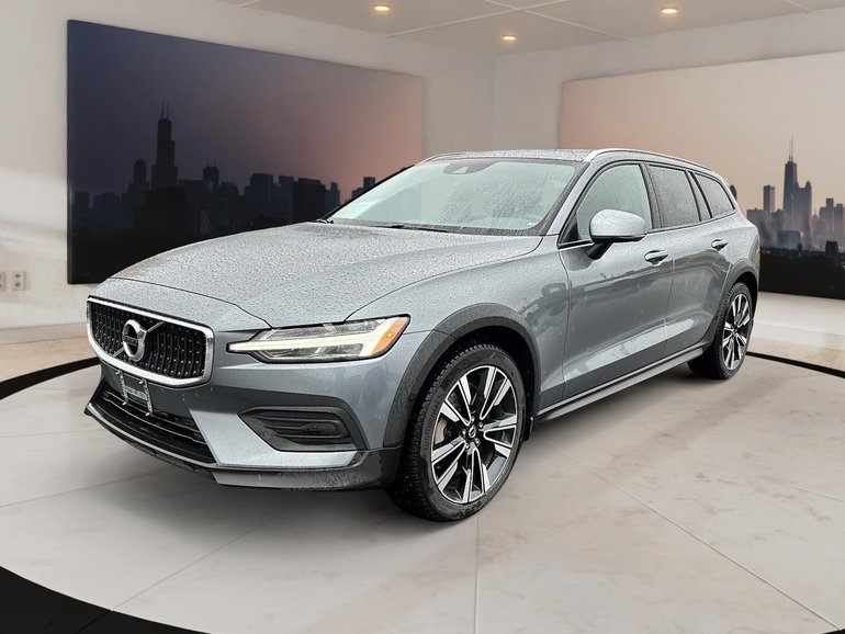 2020 Volvo V60 Cross Country BASE