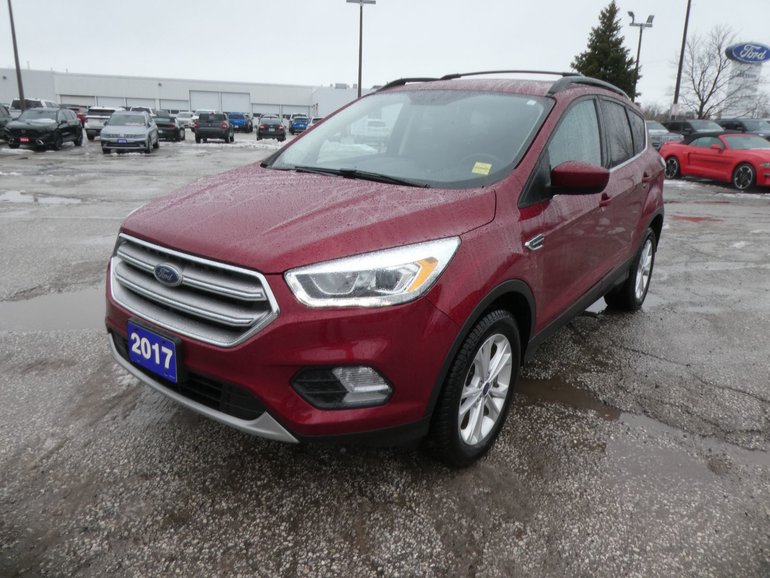 2017 Ford ESCAPE SE