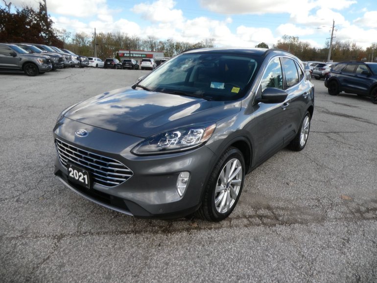 2021 Ford ESCAPE TITANIUM