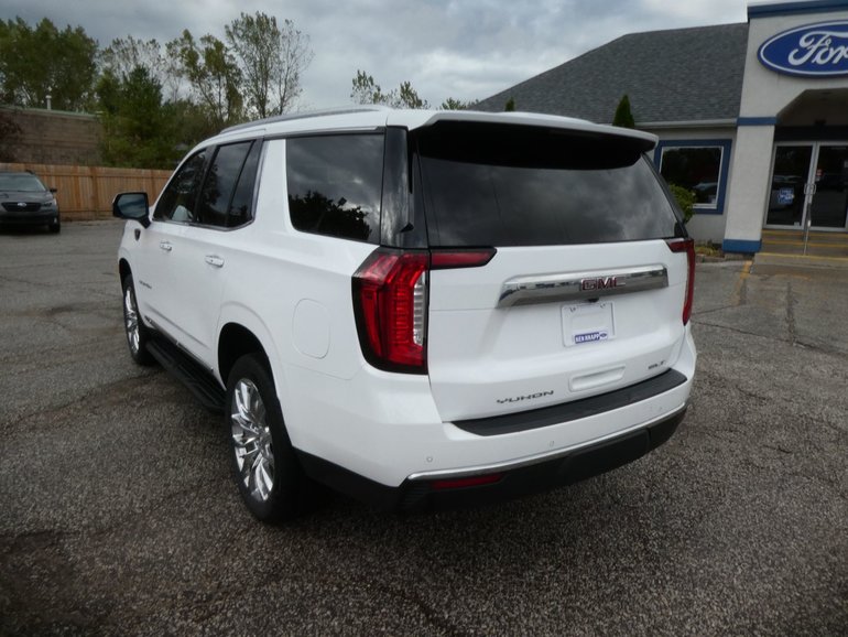 2022 GMC YUKON SLT