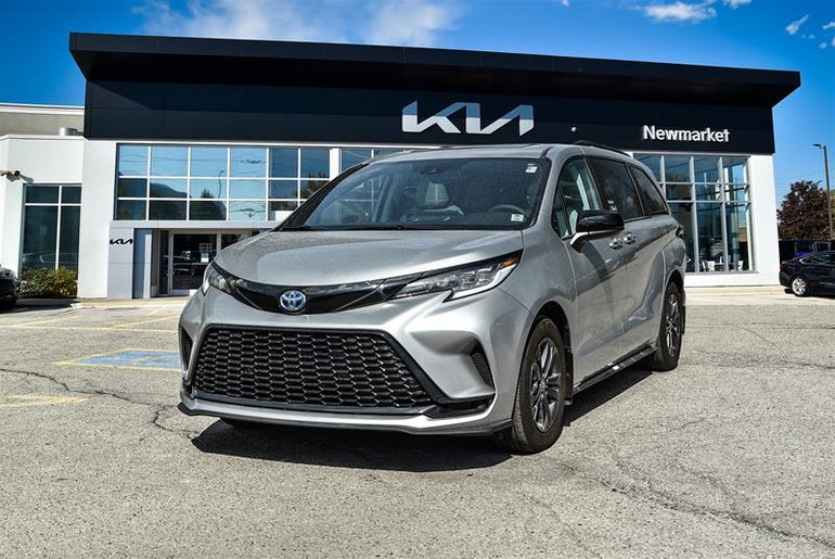 2025 Toyota Sienna Hybrid
