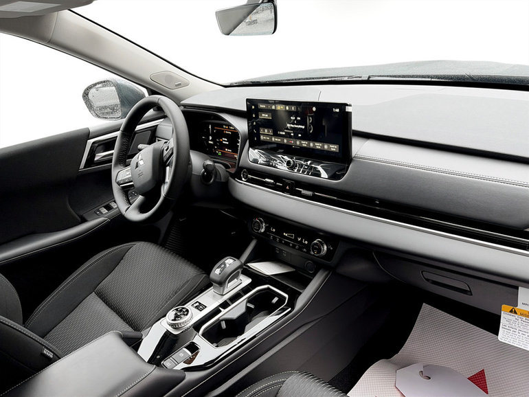2026 Mitsubishi Outlander Plug-in Hybrid