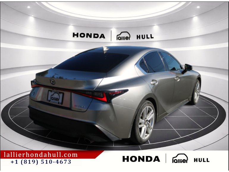 2022 Lexus IS
