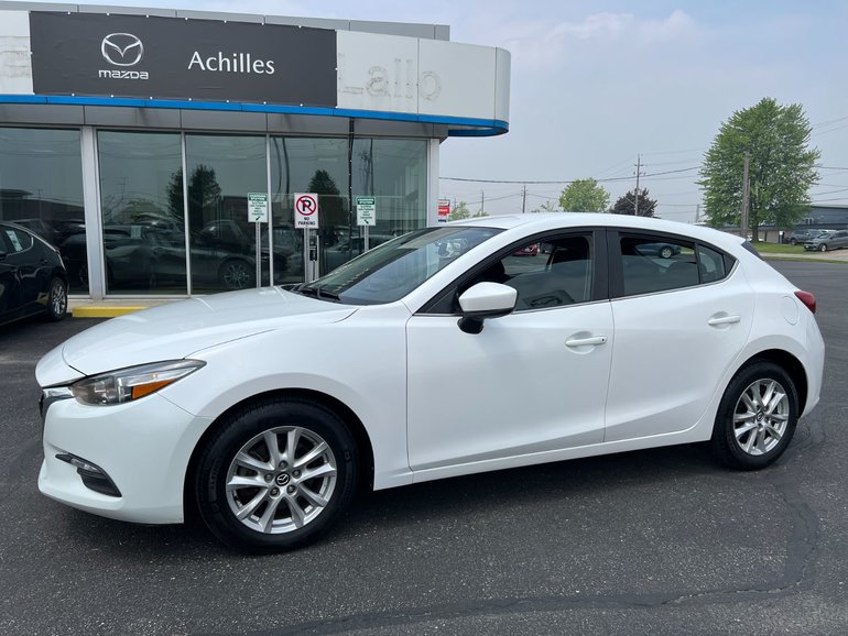 2017  Mazda3 Sport GS