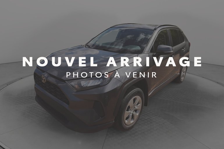 Toyota RAV4 LE 2021