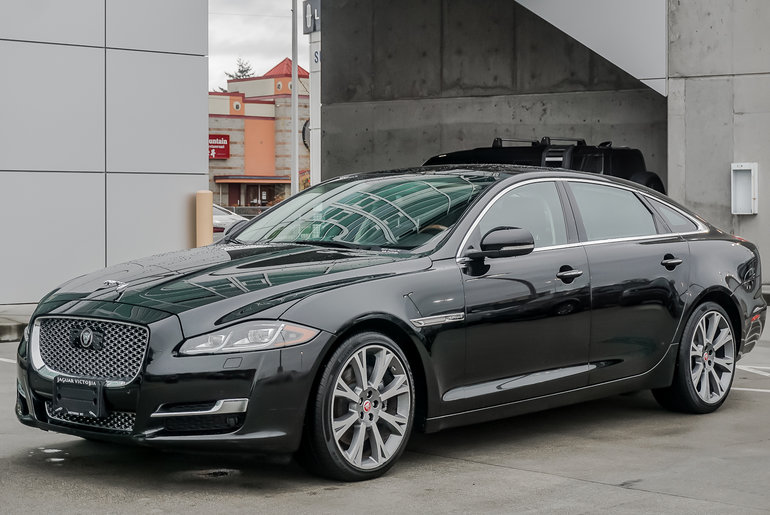 2017 Jaguar XJ