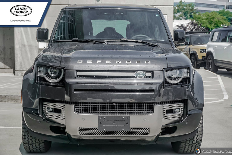 2025 Land Rover DEFENDER