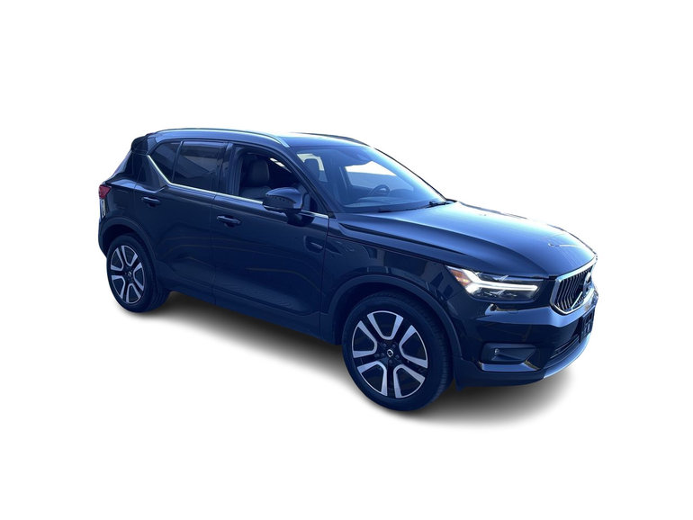 2022 Volvo XC40