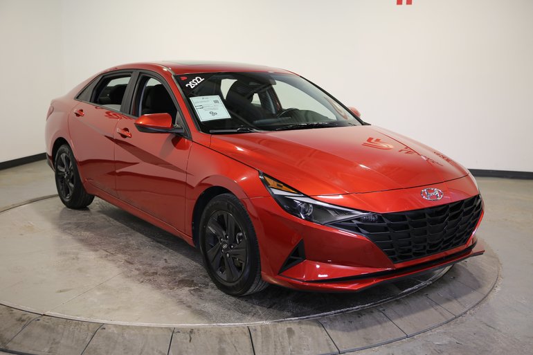 2022 Hyundai Elantra PREFERRED