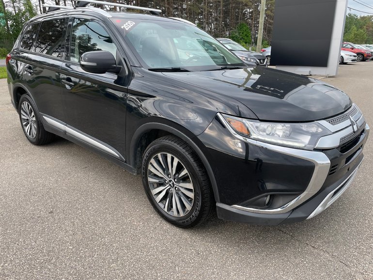 Mitsubishi Outlander ES 2020