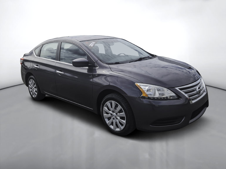 Nissan Sentra S 2014