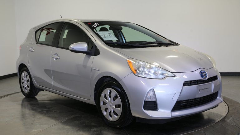 Toyota Prius C C TECH 2012