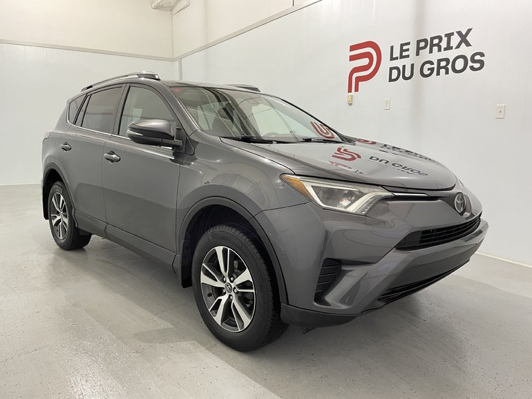 2018 Toyota RAV4 LE