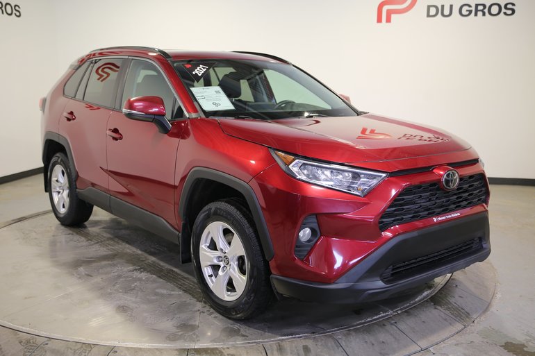 Toyota RAV4 XLE AWD 2021