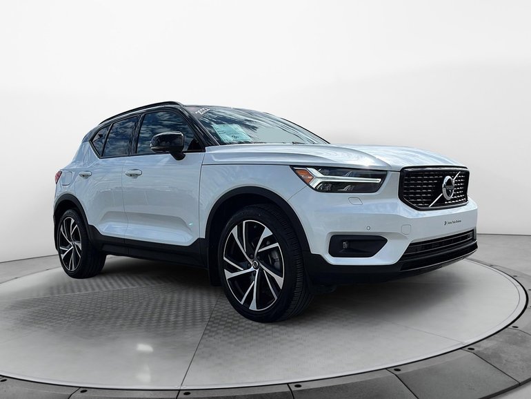 Volvo XC40 T5 R-DESIGN AWD 2022